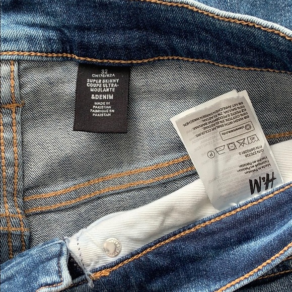 H&M men’s super skinny jeans - Picture 2 of 2